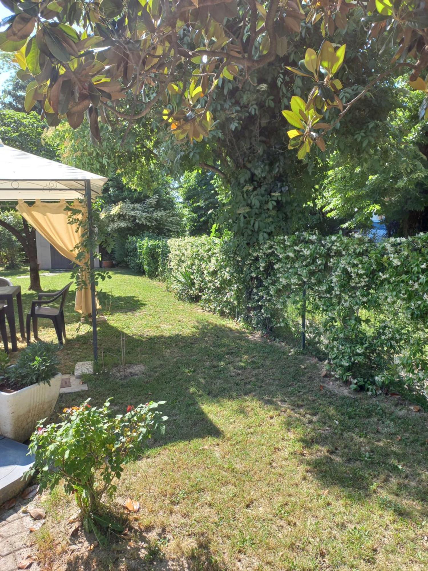 Appartamento Le Magnolie 2 เมสเตร ภายนอก รูปภาพ