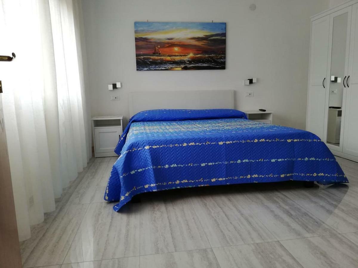 Appartamento Le Magnolie 2 เมสเตร ภายนอก รูปภาพ