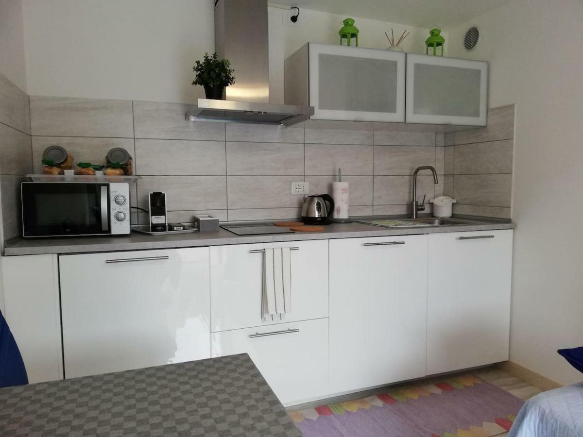 Appartamento Le Magnolie 2 เมสเตร ภายนอก รูปภาพ