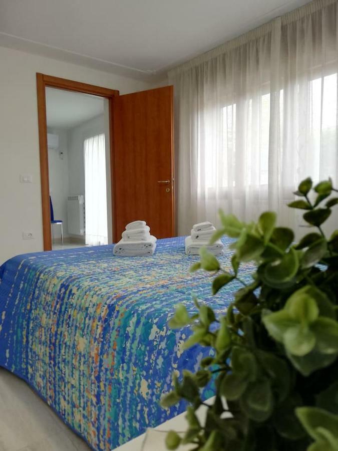 Appartamento Le Magnolie 2 เมสเตร ภายนอก รูปภาพ
