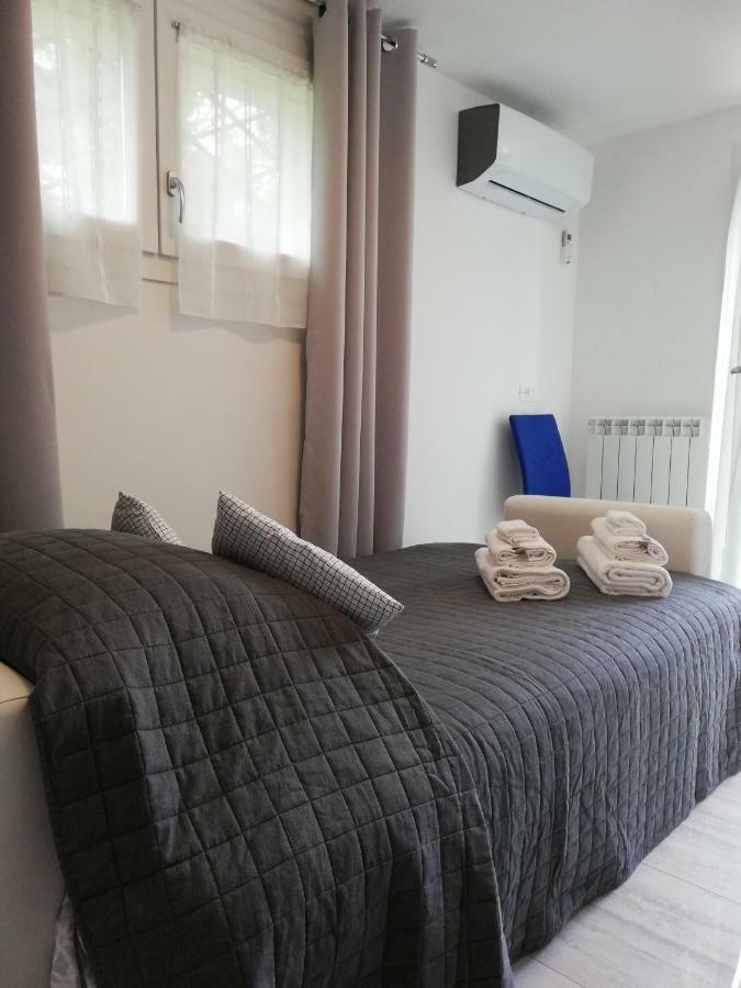 Appartamento Le Magnolie 2 เมสเตร ภายนอก รูปภาพ
